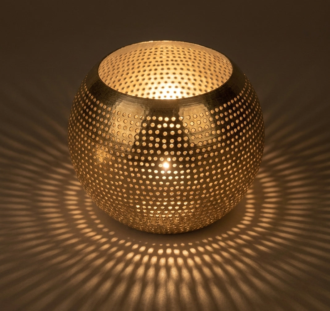 Candle holder