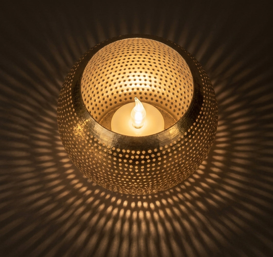 Candle holder